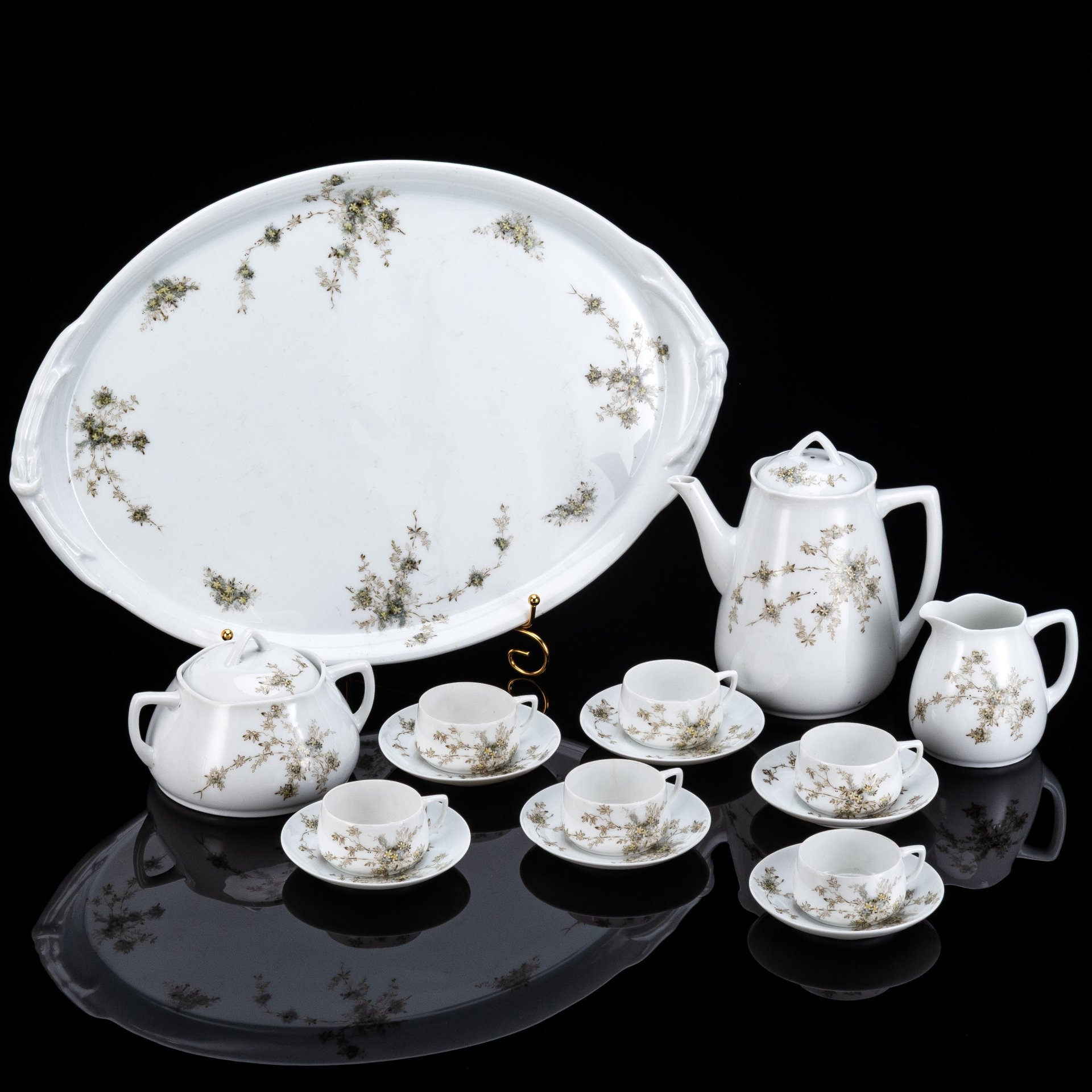 Сервиз кофейный с нежным цветочным декором на 6 персон (16 предметов), фарфор, деколь, подрисовка, Фарфоровая фабрика Гарднера, Российская империя, 1870-1910 гг.