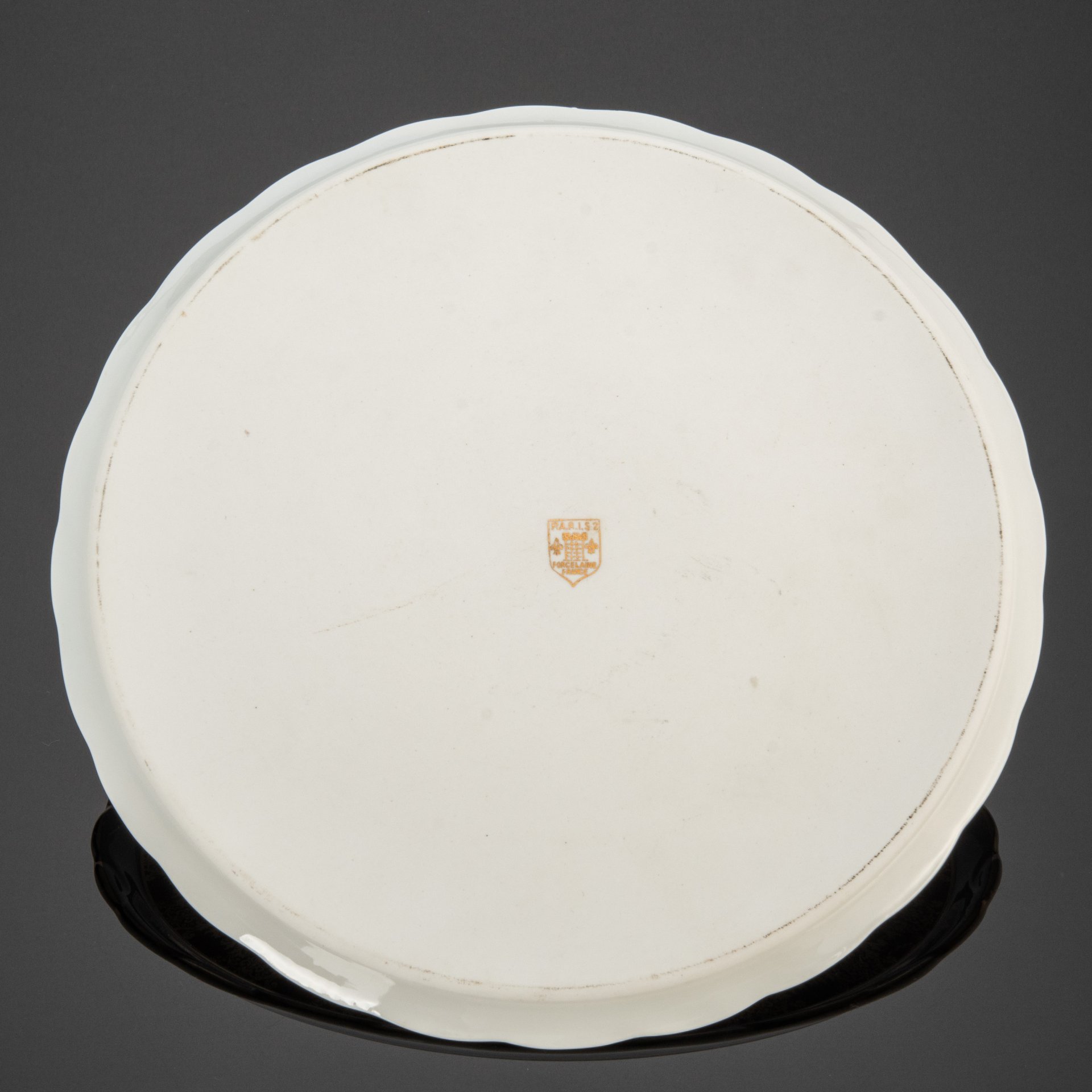 Блюдо сервировочное с изображением галантной сцены, P.A.R.I.S 2 Porcelaine