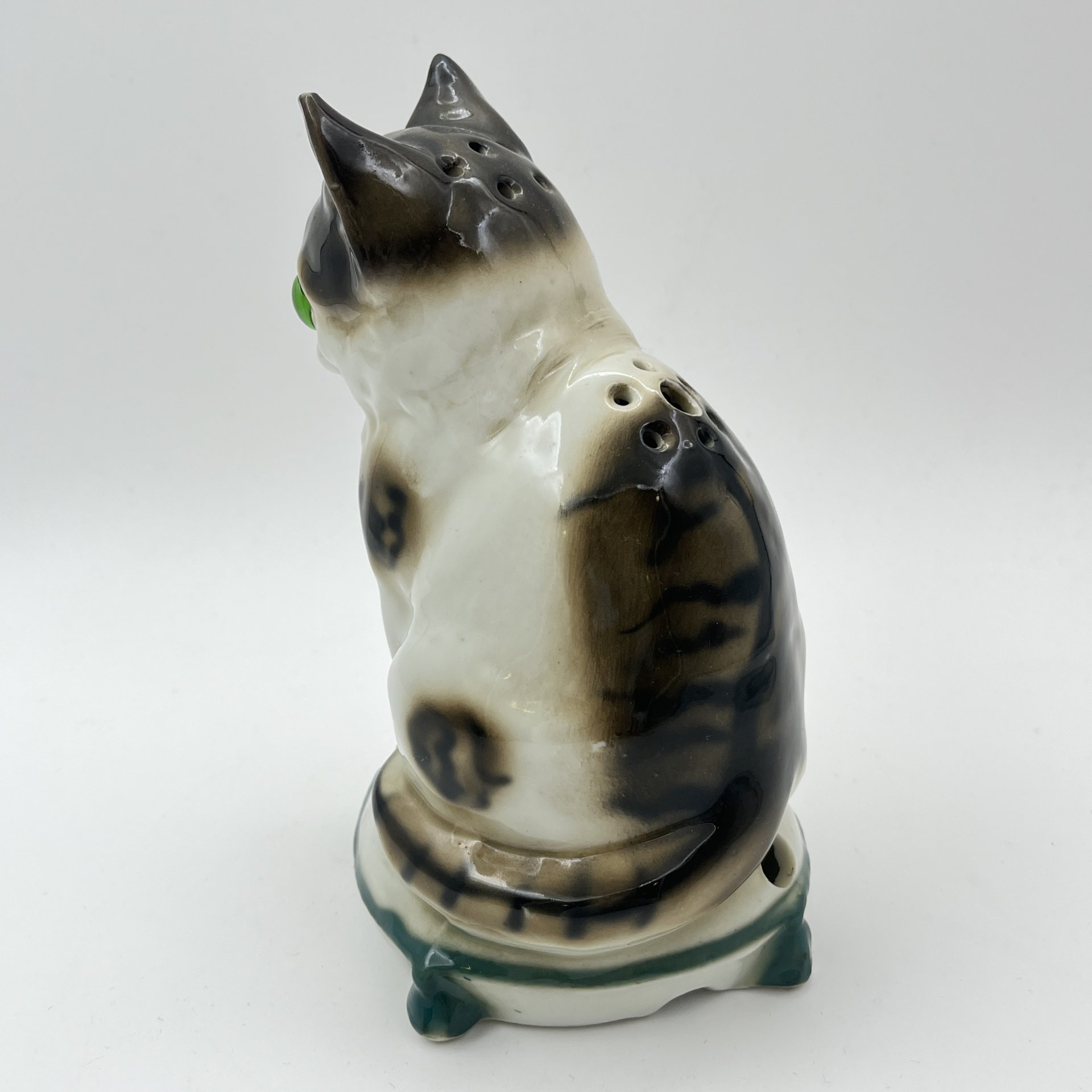 Корпус светильника (ночника) "Кот", фарфор, роспись, полимерный материал, Heinz & Co., ГДР, 1954-1972 гг.