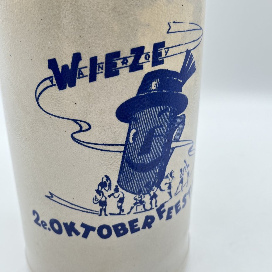 Кружка пивная с надписью Oktoberfeesten, керамика, Германия, 1950-1980 гг.