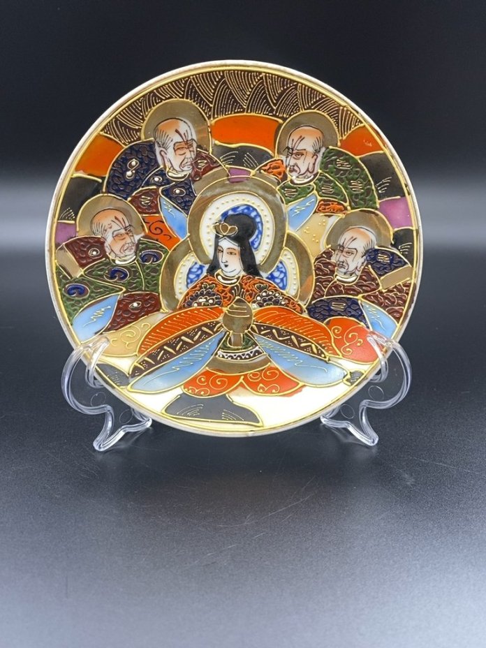 Набор из 4 блюдец (в подборе)