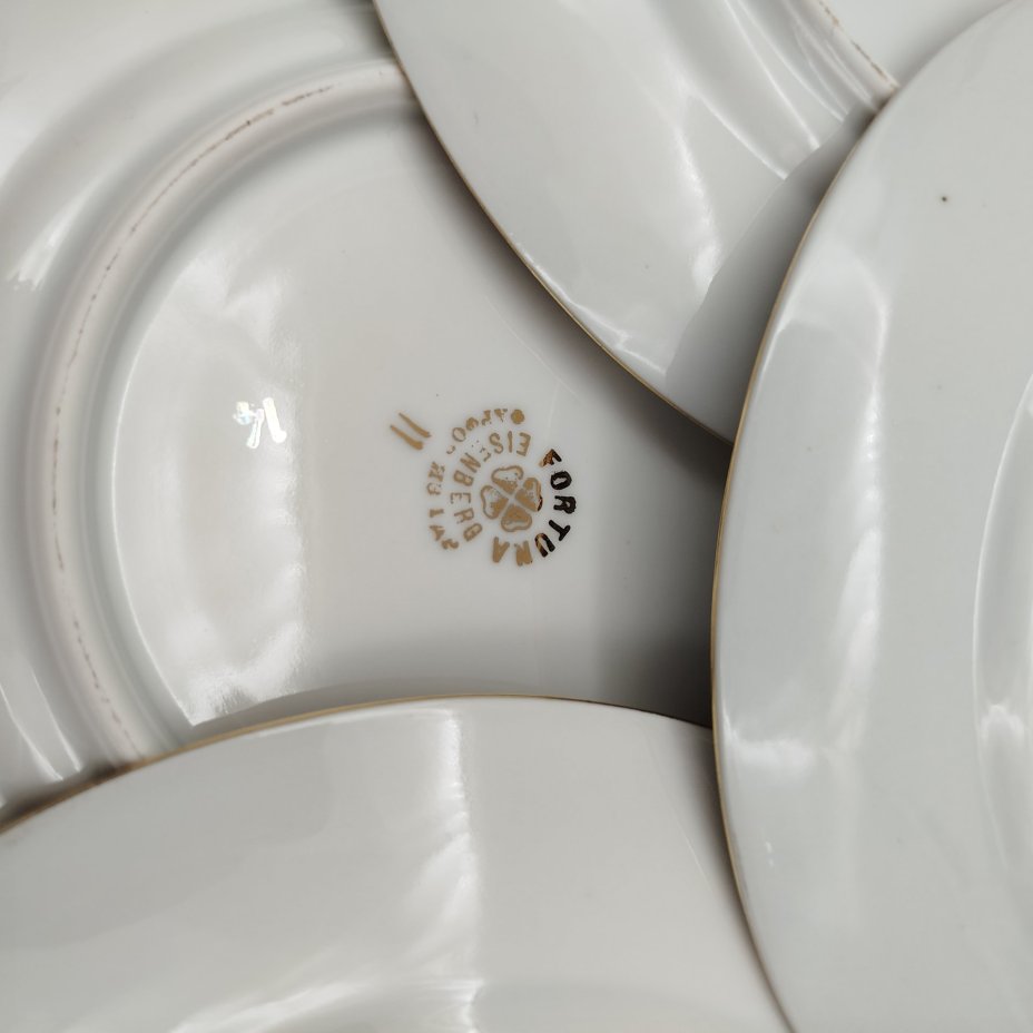 Набор пирожковых (закусочных) тарелок "Мадонна" на 6 персон, фарфор, люстр, деколь, золочение, Fortuna Eisenberg, ГДР, 1960-1973 гг.