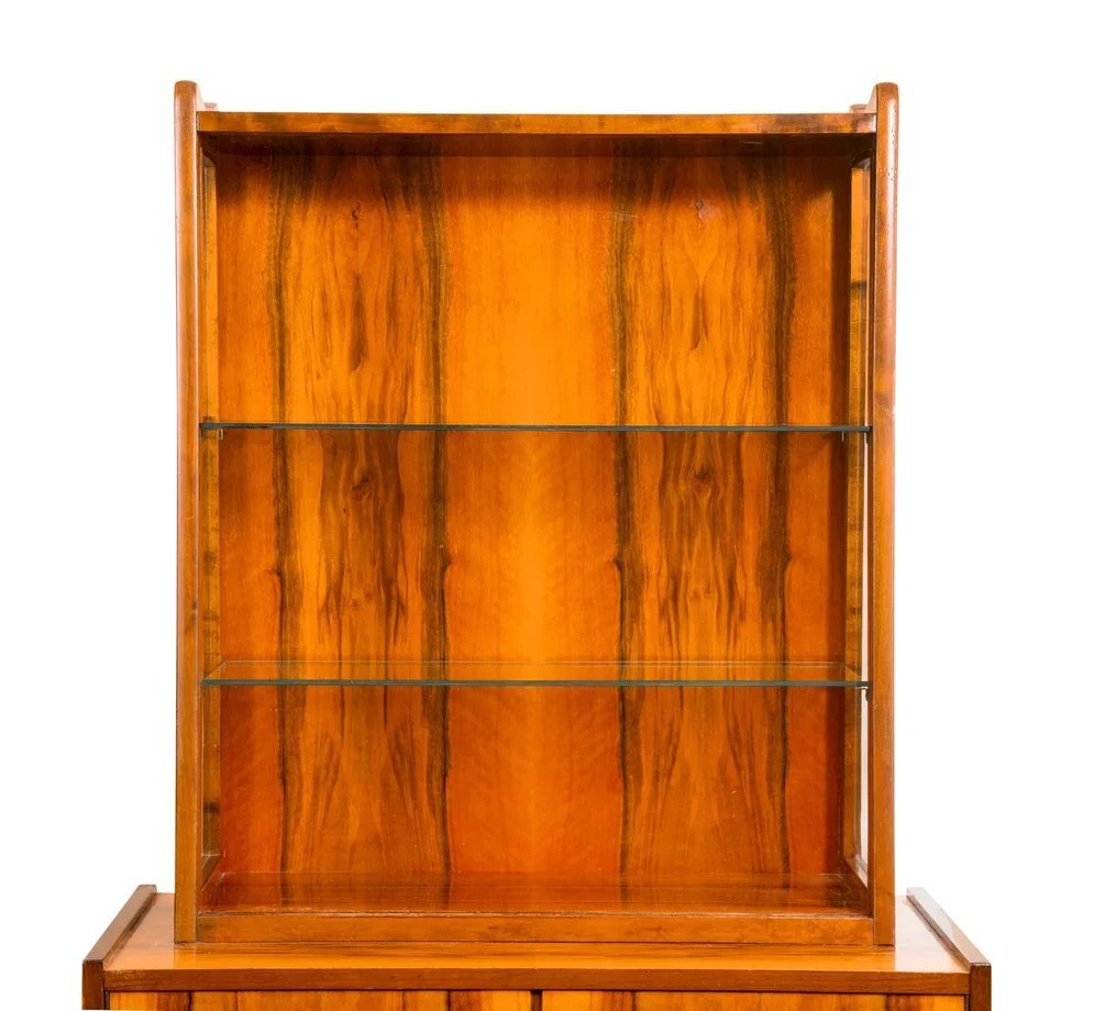 Горка (витрина), сосна, ореховый шпон, стекло, Чехословакия, 1960-1970 гг.