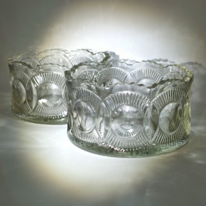 Пара салатников (конфетниц) с линзовидным декором, стекло, Уршельский стеклозавод имени 10-й годовщины Октября, СССР, 1963-1983 гг.