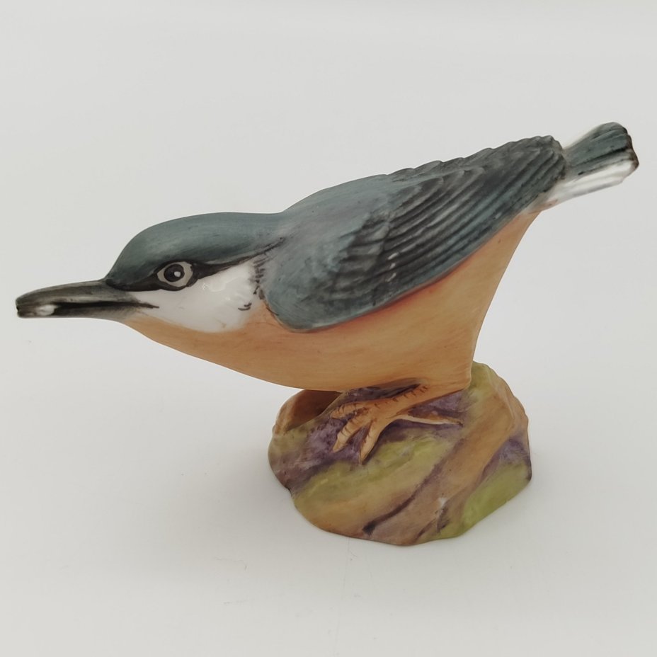 Миниатюрная статуэтка "The Nuthatch" ("Поползень"), фарфор, роспись, Royal Worcester, Великобритания, 1960-1980 гг.