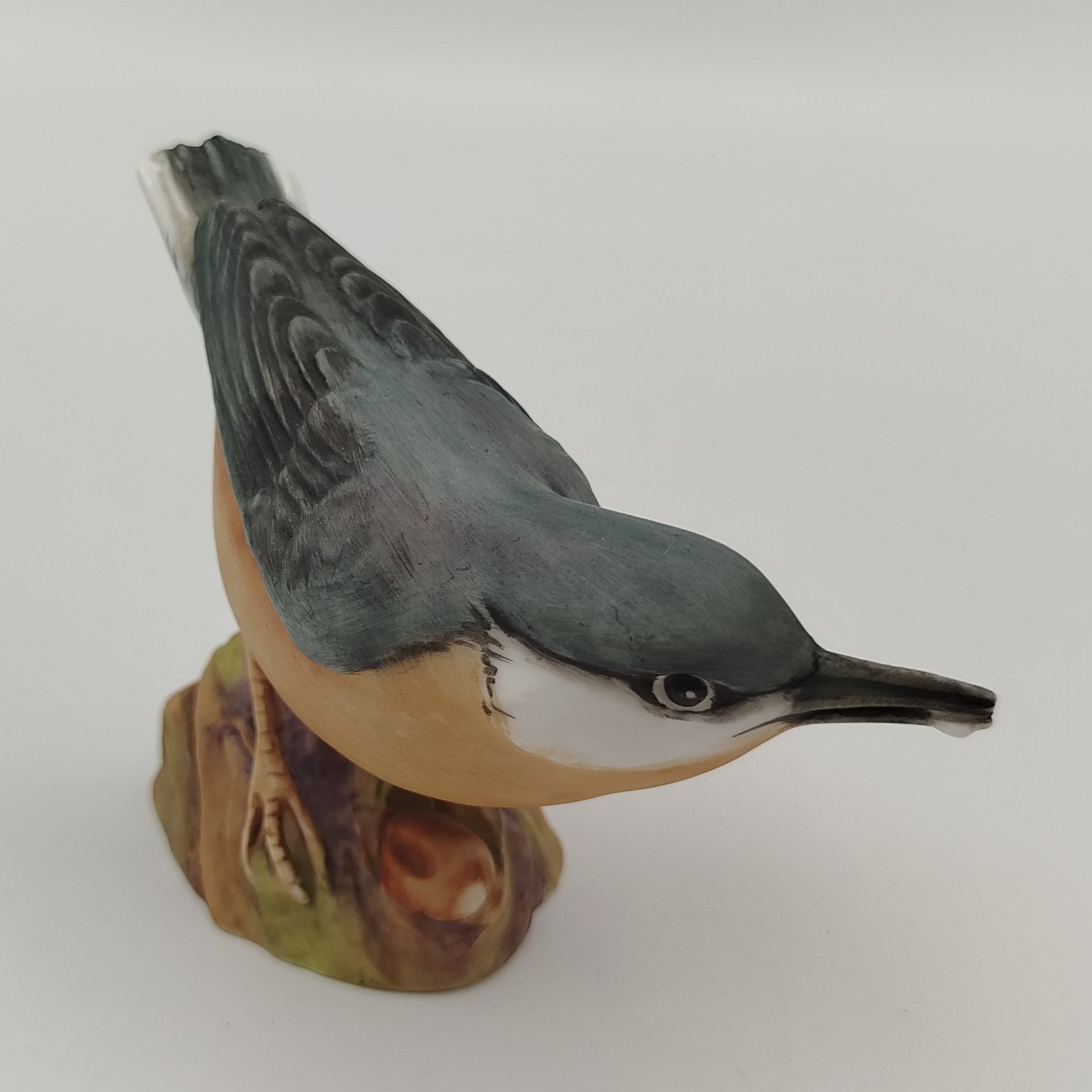 Миниатюрная статуэтка "The Nuthatch" ("Поползень"), фарфор, роспись, Royal Worcester, Великобритания, 1960-1980 гг.