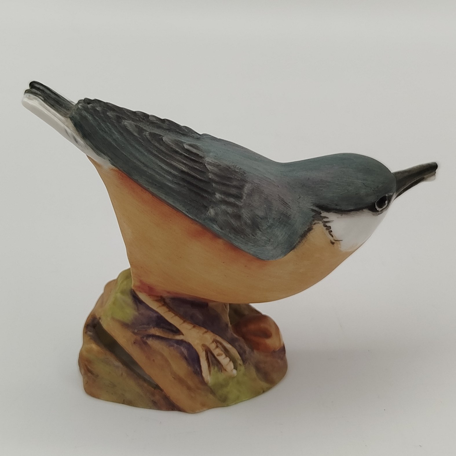 Миниатюрная статуэтка "The Nuthatch" ("Поползень"), фарфор, роспись, Royal Worcester, Великобритания, 1960-1980 гг.