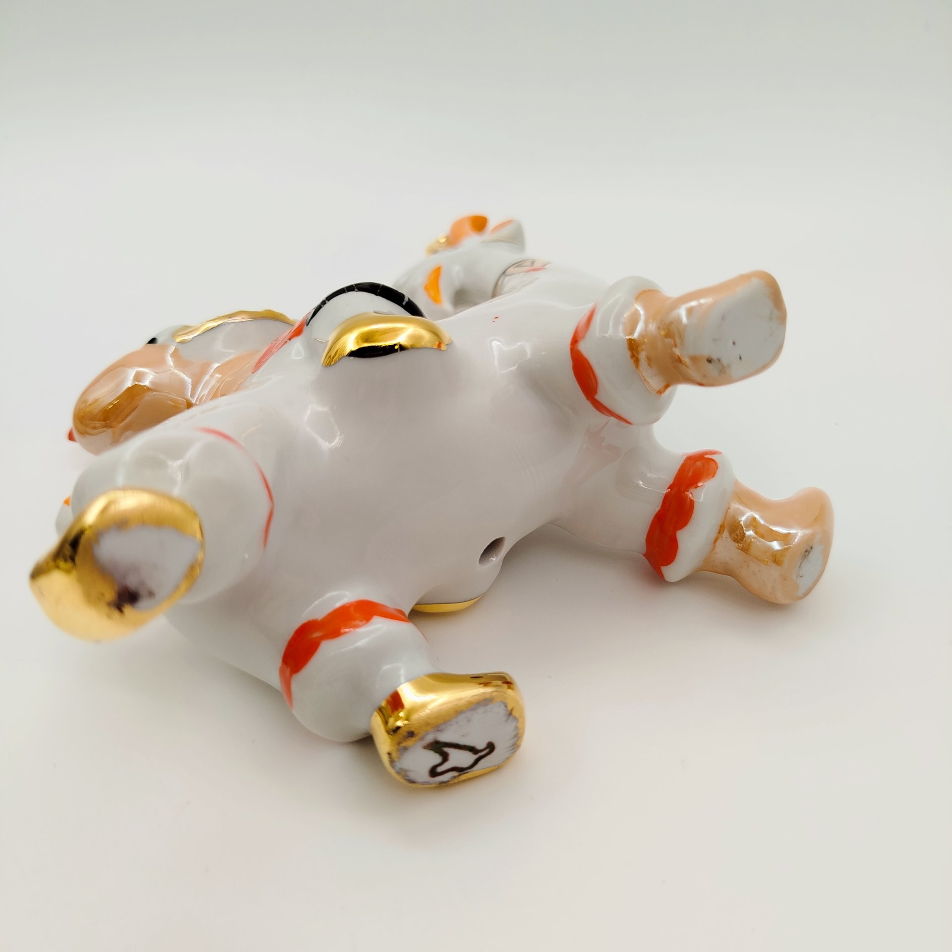 Статуэтка "Потеха" ("Скоморох на козе"), фарфор, роспись, люстр, золочение, Дулевский фарфоровый завод (Дулёво), СССР, 1968-1991 гг.