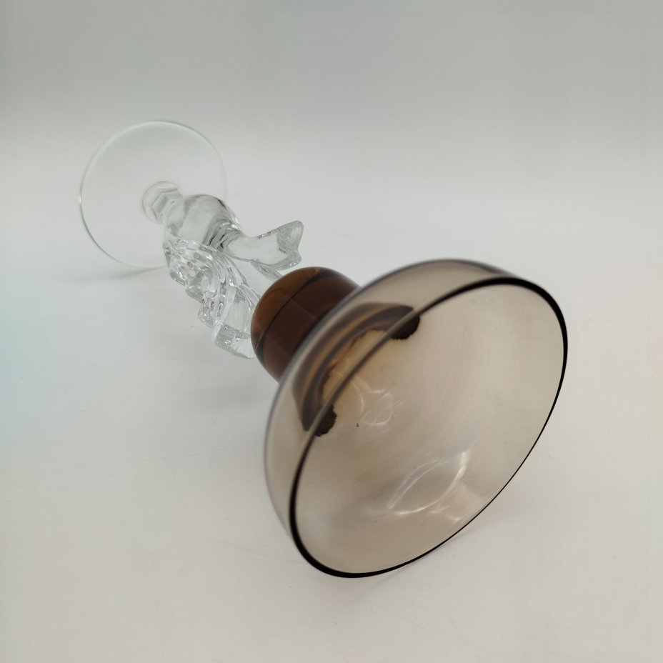 Подсвечник "Птица счастья" дымчатого оттенка, цветное стекло, Гусевской хрустальный завод (Гусь-Хрустальный), Российская Федерация, 1991-2010 гг.