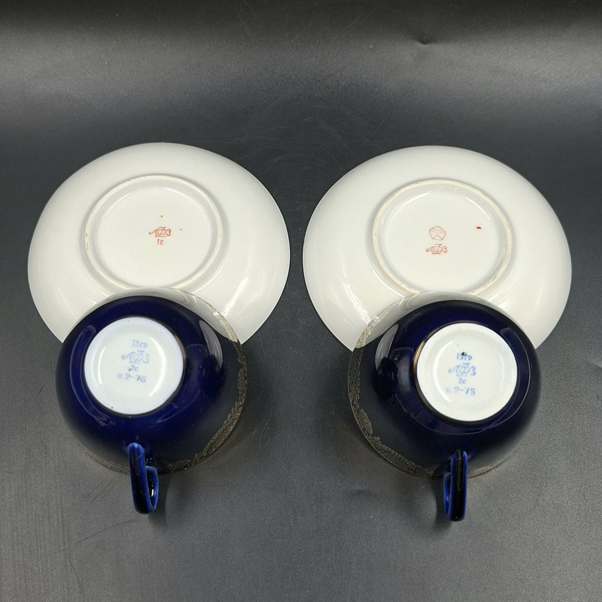 Набор из двух чайных пар с ажурным декором, фарфор, крытье кобальтом, золочение, Ленинградский фарфоровый завод (ЛФЗ), СССР, 1960-1990 гг.