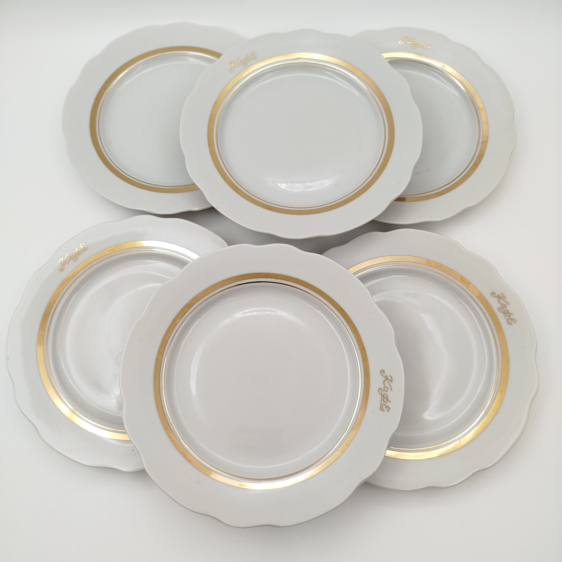 Набор десертных тарелок "Кафе" на 6 персон, фарфор, золочение, Дулевский фарфоровый завод (Дулёво), СССР, 1968-1991 гг.