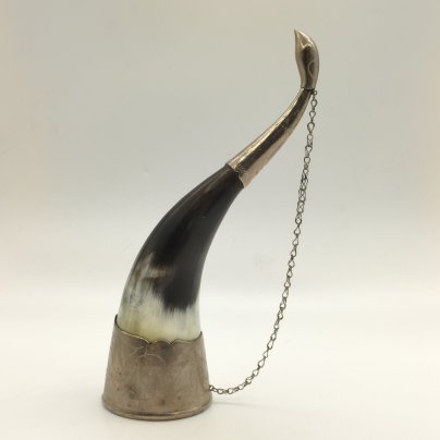 Рог изобилия (кубок для вина) с фигурным навершием