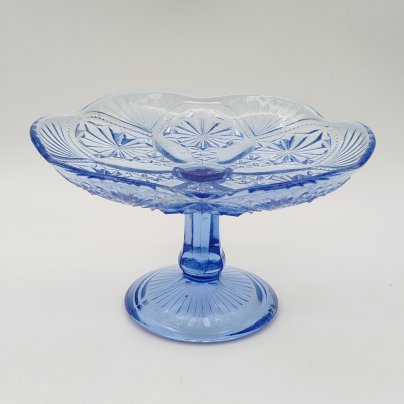 Ваза (конфетница, фруктовница) синего цвета с рельефным декором, стекло, пресс, СССР, 1960-1980 гг.