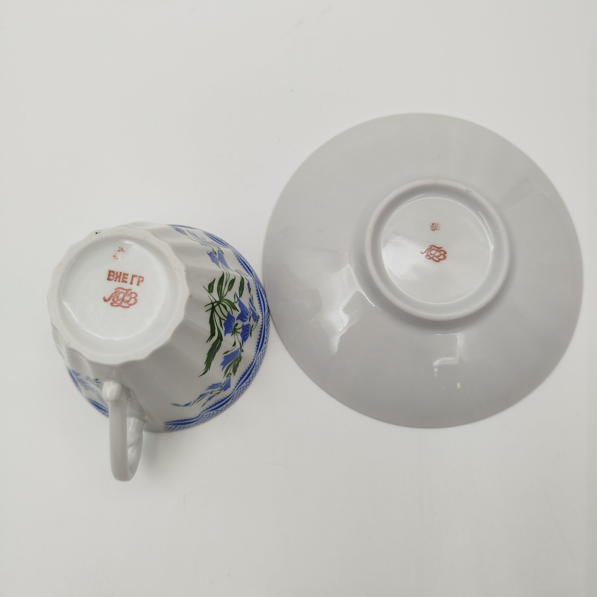 Пара чайная "Колокольчики", форма "Лучистая", фарфор, деколь, Ленинградский фарфоровый завод (ЛФЗ), СССР, 1970-1991 гг.