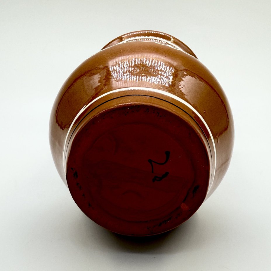 Крынка, украшенная флоральным декором, глина, поливы, роспись, СССР, 1960-1980 гг.