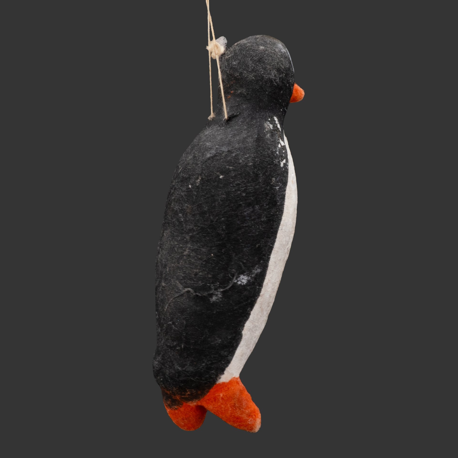 Елочная игрушка "Пингвин", вата, мастика, клейстер, роспись, СССР, 1930-1950 гг.