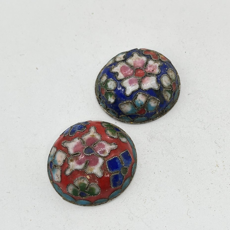 Миниатюрная шкатулка с растительным декором в технике клуазоне