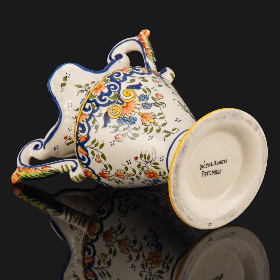 Ваза, украшенная флористическим декором, Decor Rouen