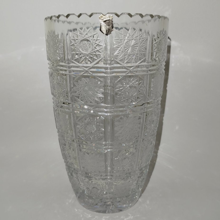 Ваза с рельефным резным декором, Lead Crystal, хрусталь, алмазная грань, Польша, 1970-1990 гг.
