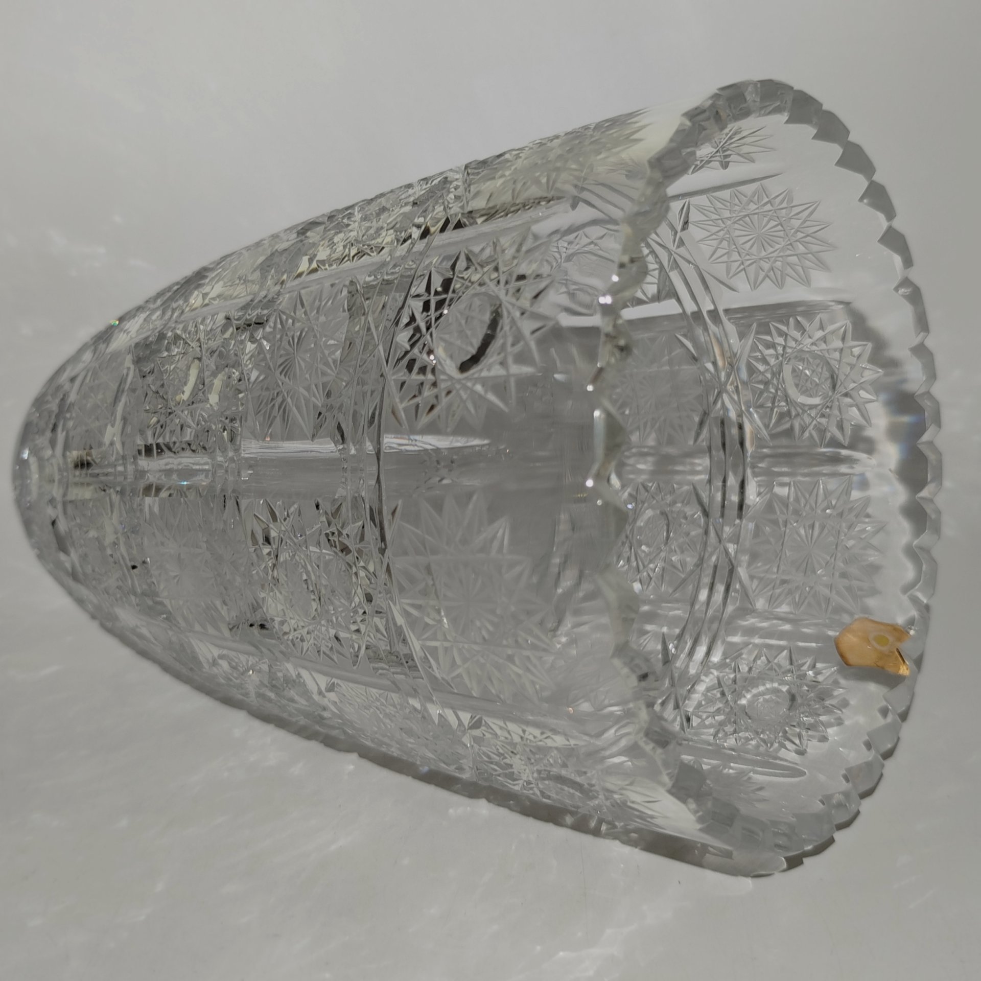Ваза с рельефным резным декором, Lead Crystal, хрусталь, алмазная грань, Польша, 1970-1990 гг.