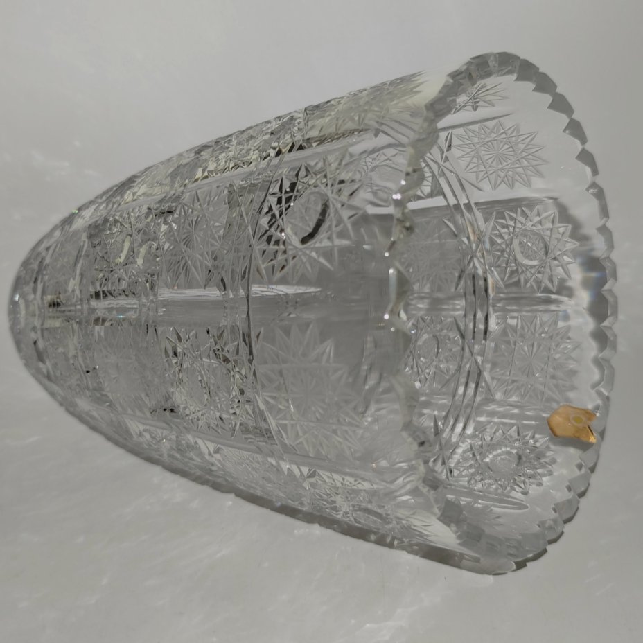 Ваза с рельефным резным декором, Lead Crystal, хрусталь, алмазная грань, Польша, 1970-1990 гг.