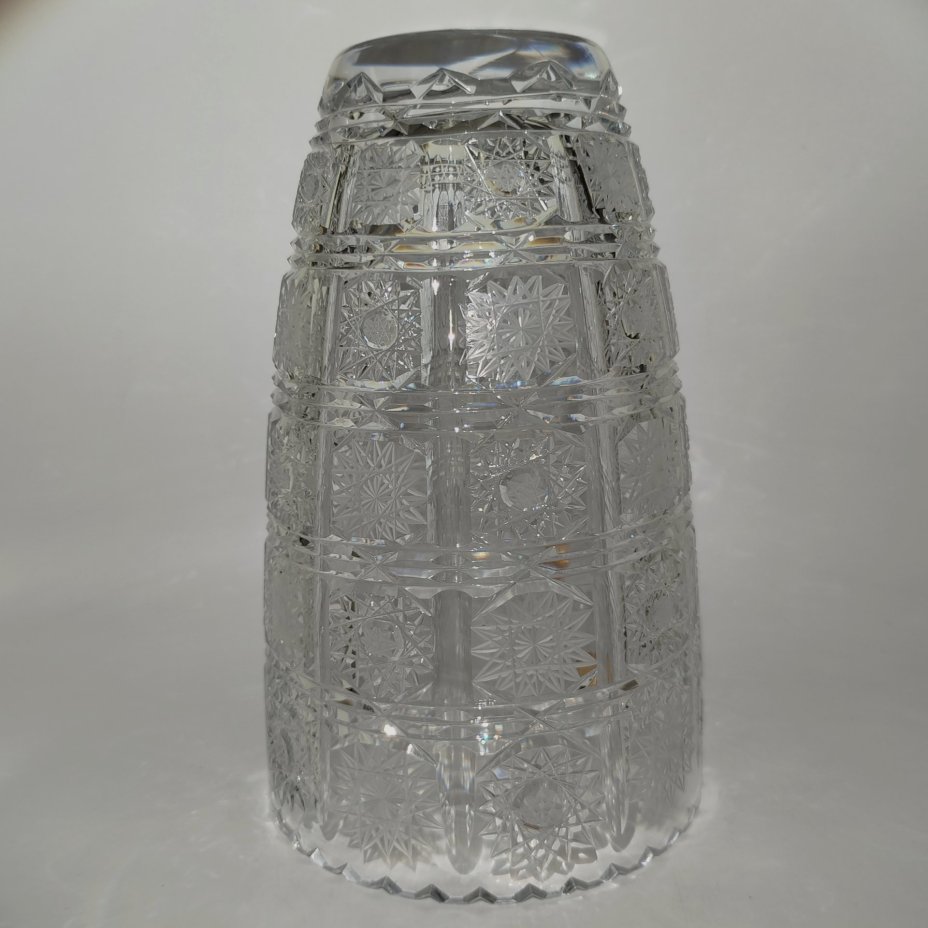 Ваза с рельефным резным декором, Lead Crystal, хрусталь, алмазная грань, Польша, 1970-1990 гг.