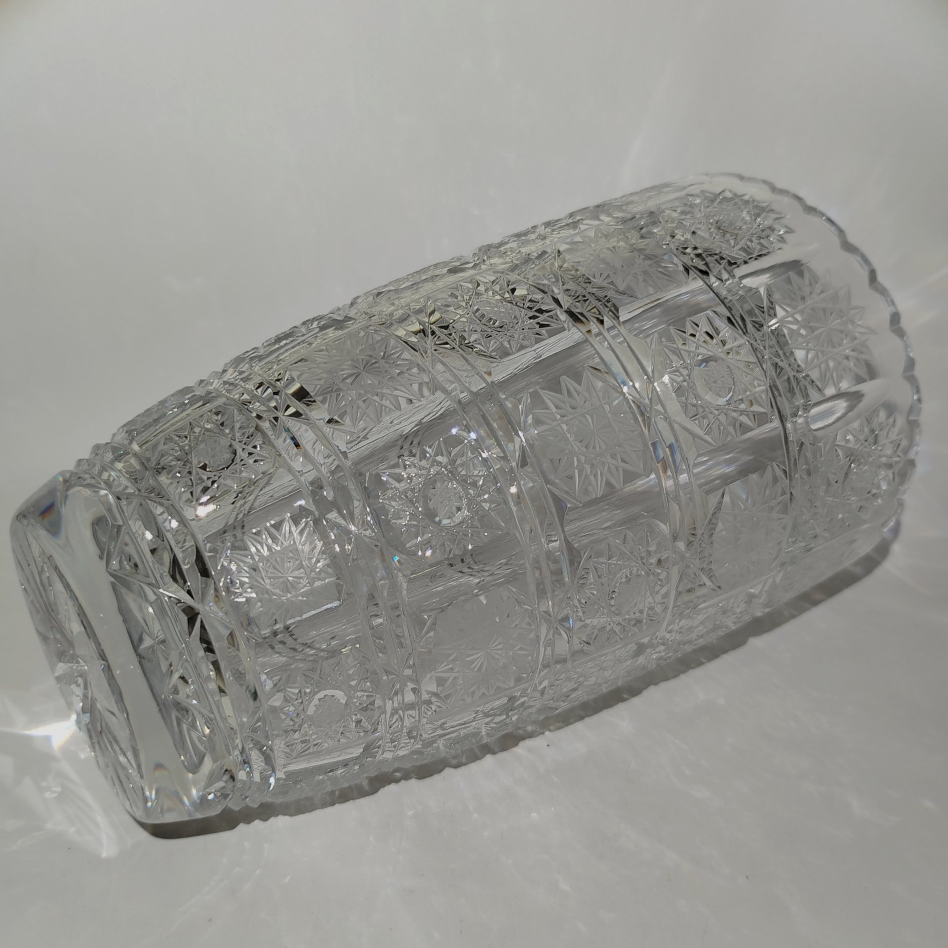 Ваза с рельефным резным декором, Lead Crystal, хрусталь, алмазная грань, Польша, 1970-1990 гг.