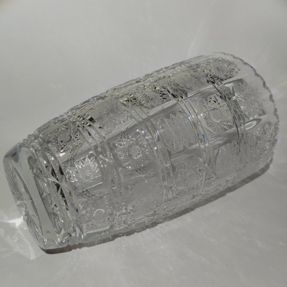 Ваза с рельефным резным декором, Lead Crystal, хрусталь, алмазная грань, Польша, 1970-1990 гг.