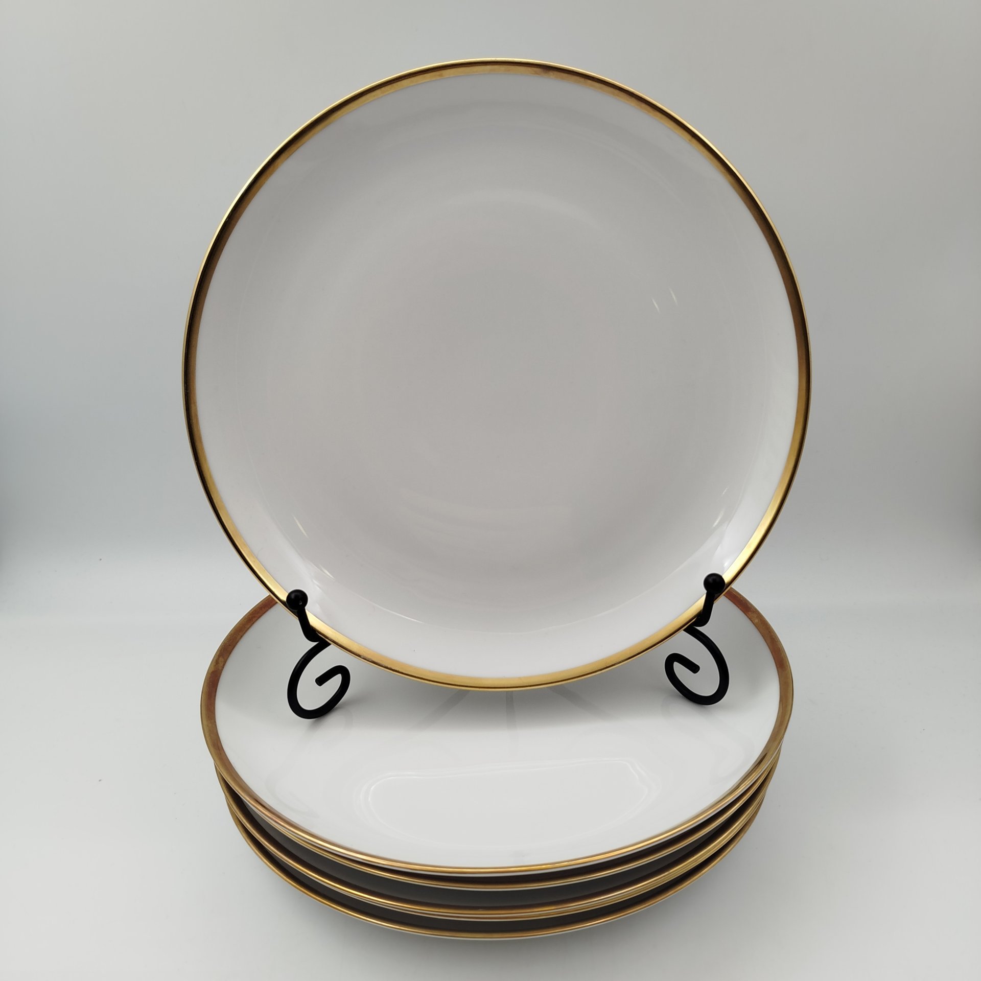 Набор обеденных тарелок с лаконичным декором на 6 персон, фарфор, золочение, Eschenbach, Германия, 1950-1970 гг.