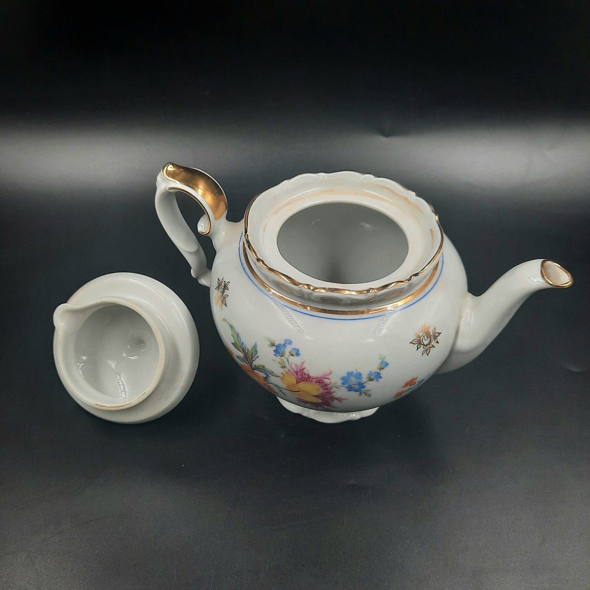 Чайник заварочный с цветочным декором, фарфор, деколь, золочение, Kahla, Германия, 1937-1957 гг.