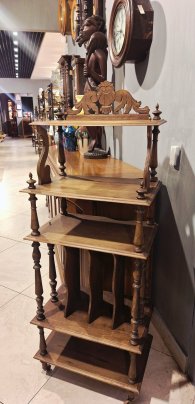 Этажерка (консоль) на 4 полки с отсеком для газет и журналов на колесиках, дерево, точение, резьба, лак, Россия, 1910-1930 гг.