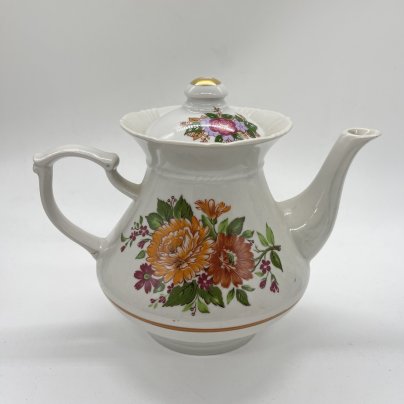 Доливной чайник с цветочным декором (крышка подбор), фарфор, деколь, Краснодарский фарфорово-фаянсовый завод «Чайка», СССР, 1970-1990 гг.