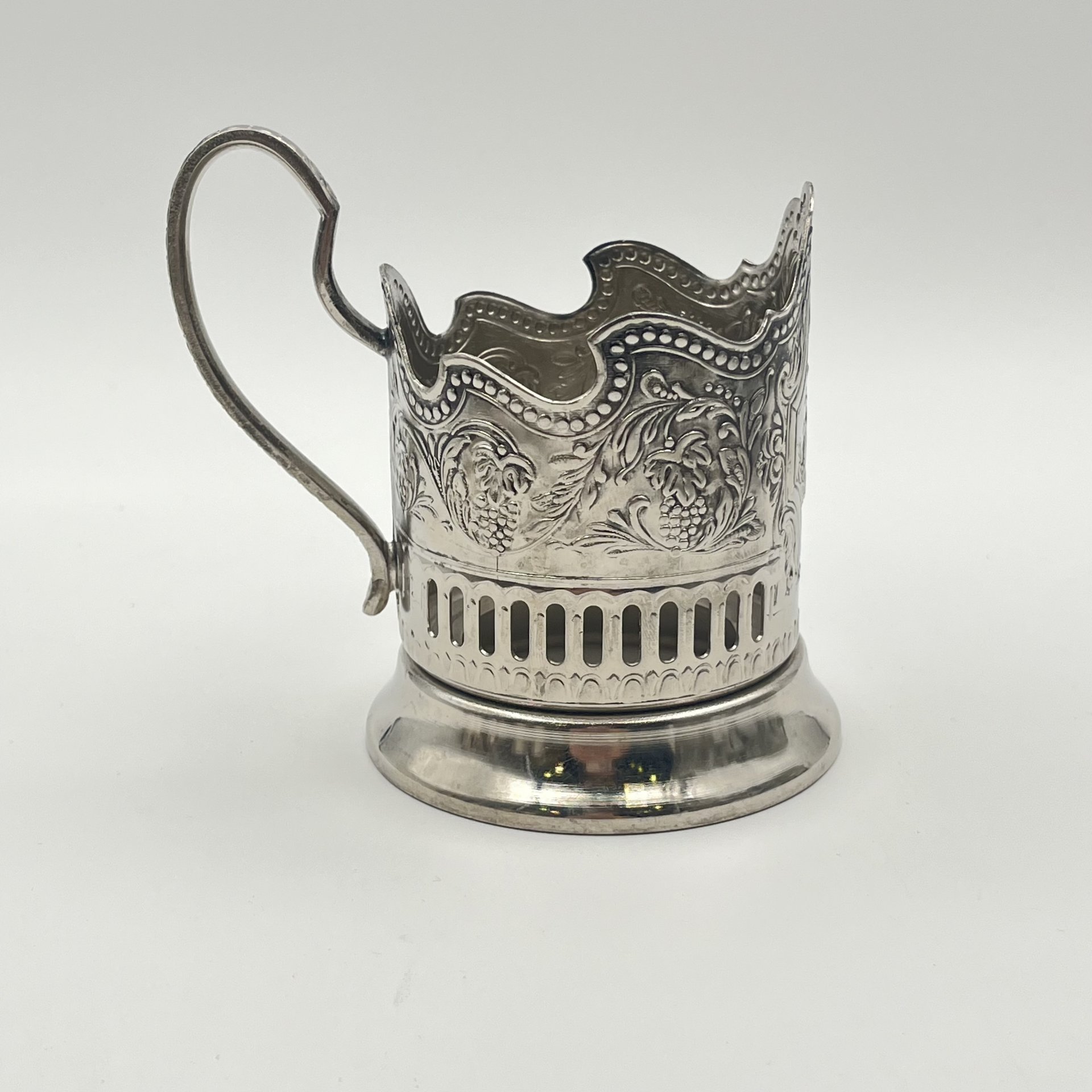 Подстаканник "Советский космос", мНЦ (медь-никель-цинк), Кольчугинский завод цветных металлов