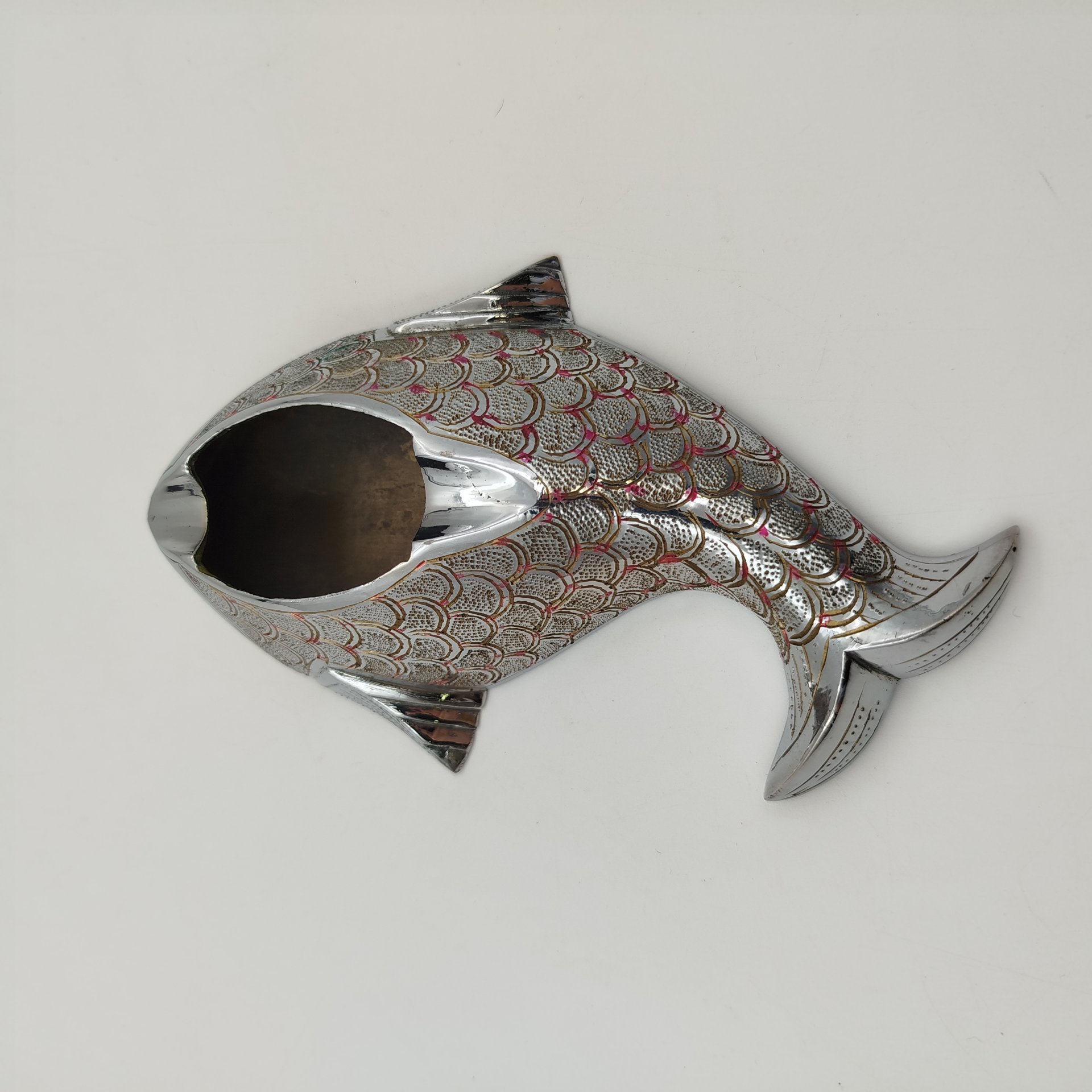 Пепельница в форме рыбы, латунь, гравировка, серебрение, Индия, 1960-1980 гг.