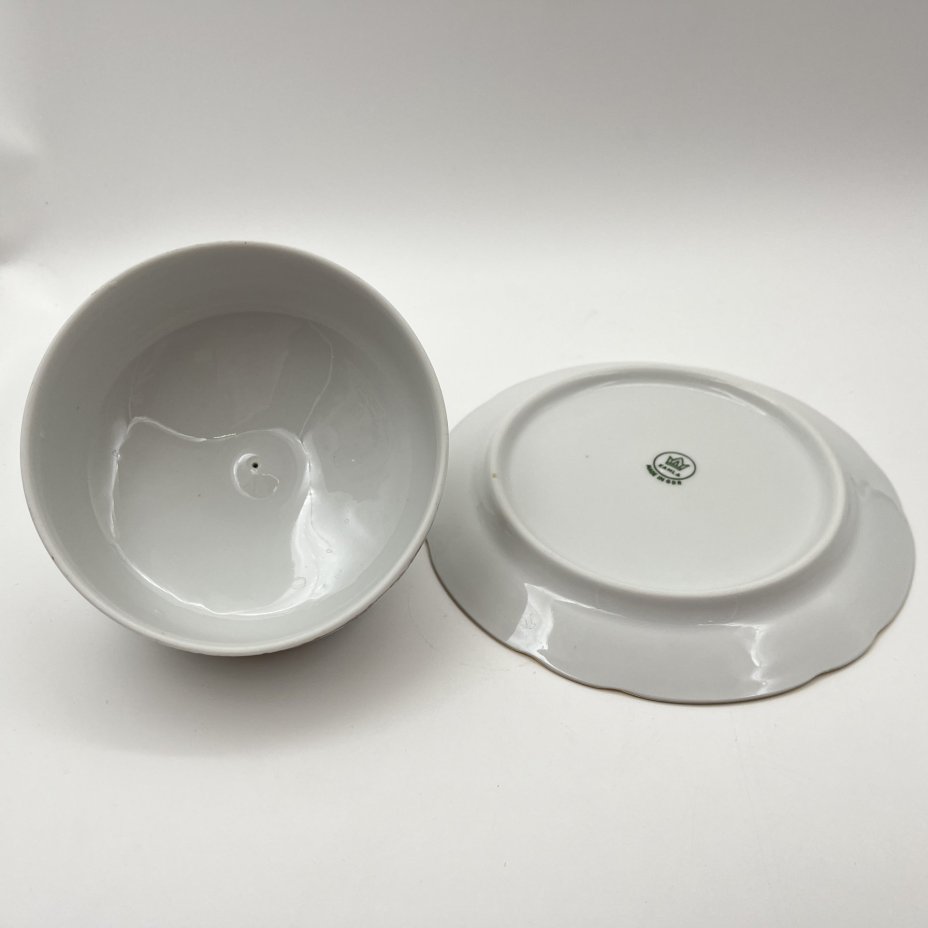 Маслёнка с растительным декором, фарфор, деколь, золочение, Kahla, Германия, 1968-1991 гг.