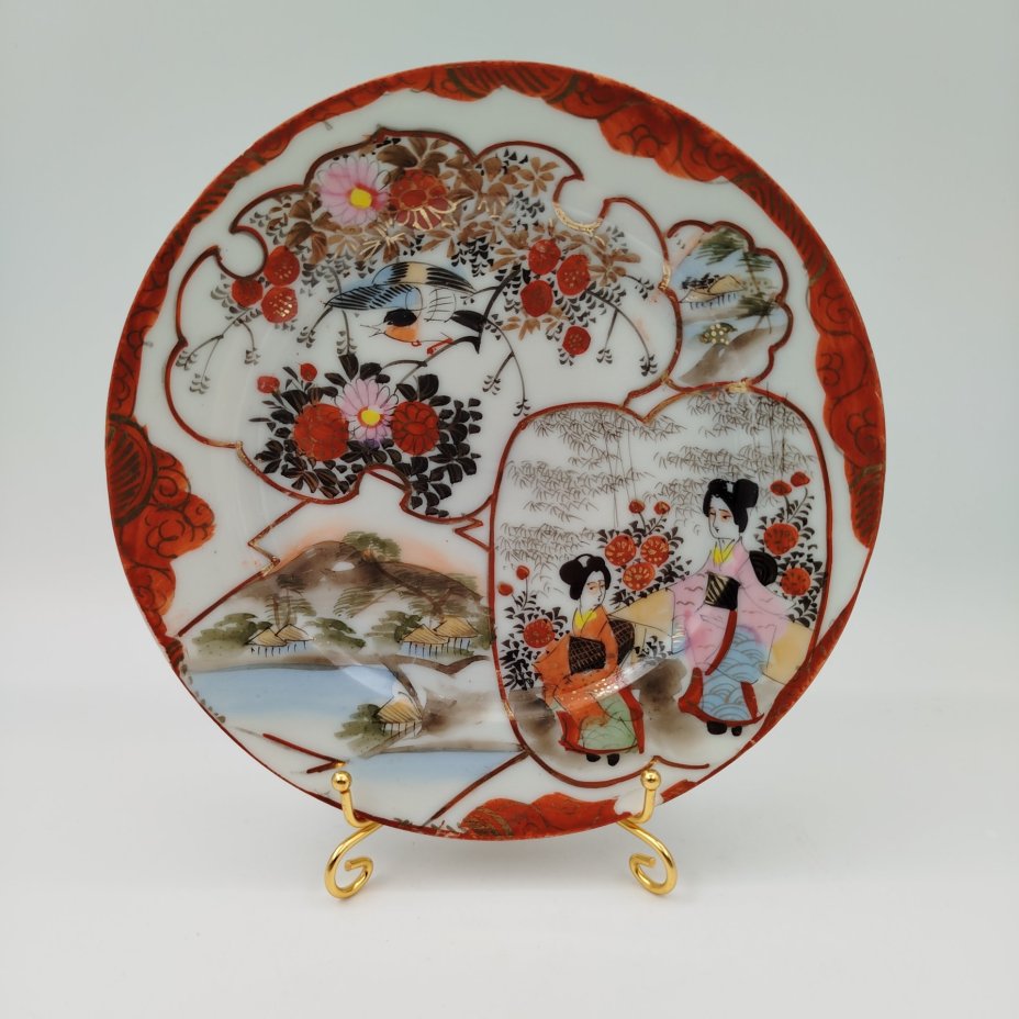 Тарелка десертная "Гейши в саду", фарфор, роспись, Япония, 1920-1930 гг.