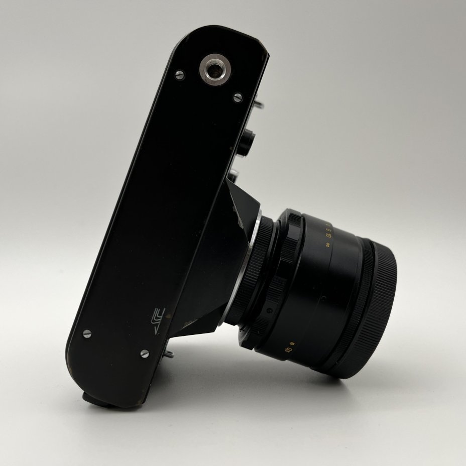 Фотоаппарат "Зенит-ЕТ" c объективом "Гелиос-44-2" в оригинальном кофре с коробкой, металл, пластик, стекло, кожа, Белорусское оптико-механическое объединение (БелОМО), СССР, 1982 г.