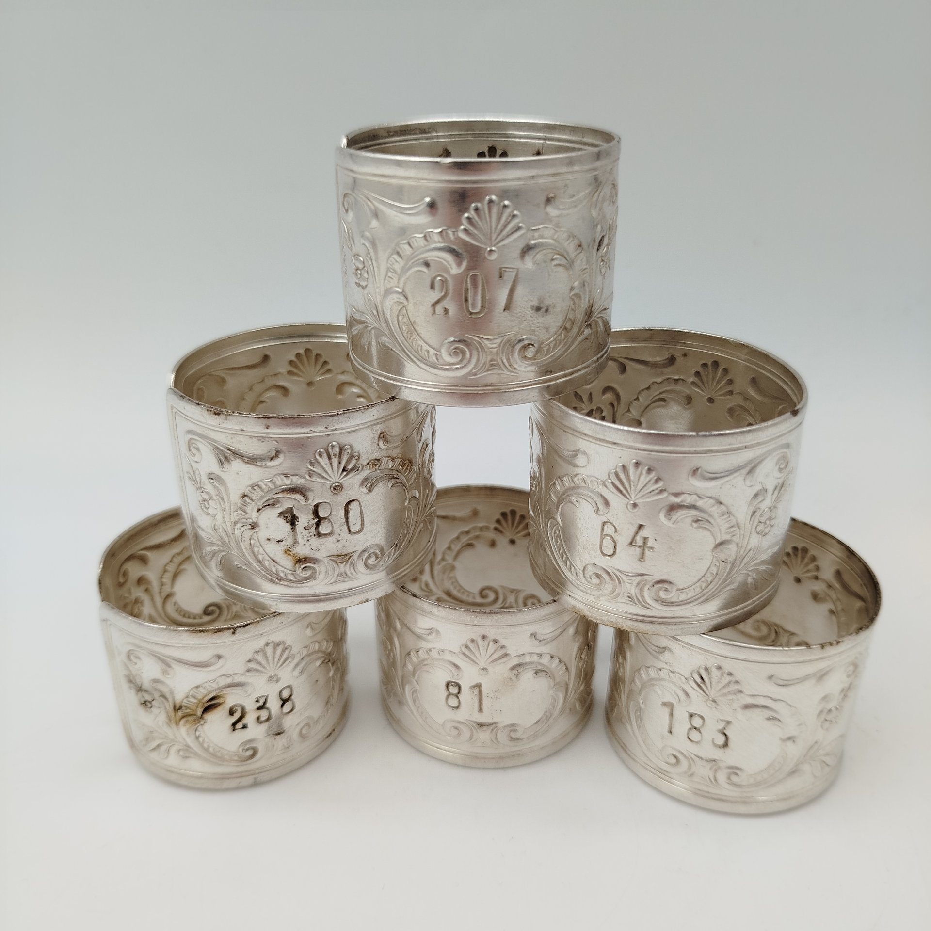 Набор винтажных колец для салфеток на 6 персон, украшенных растительным декором и произвольной нумерацией