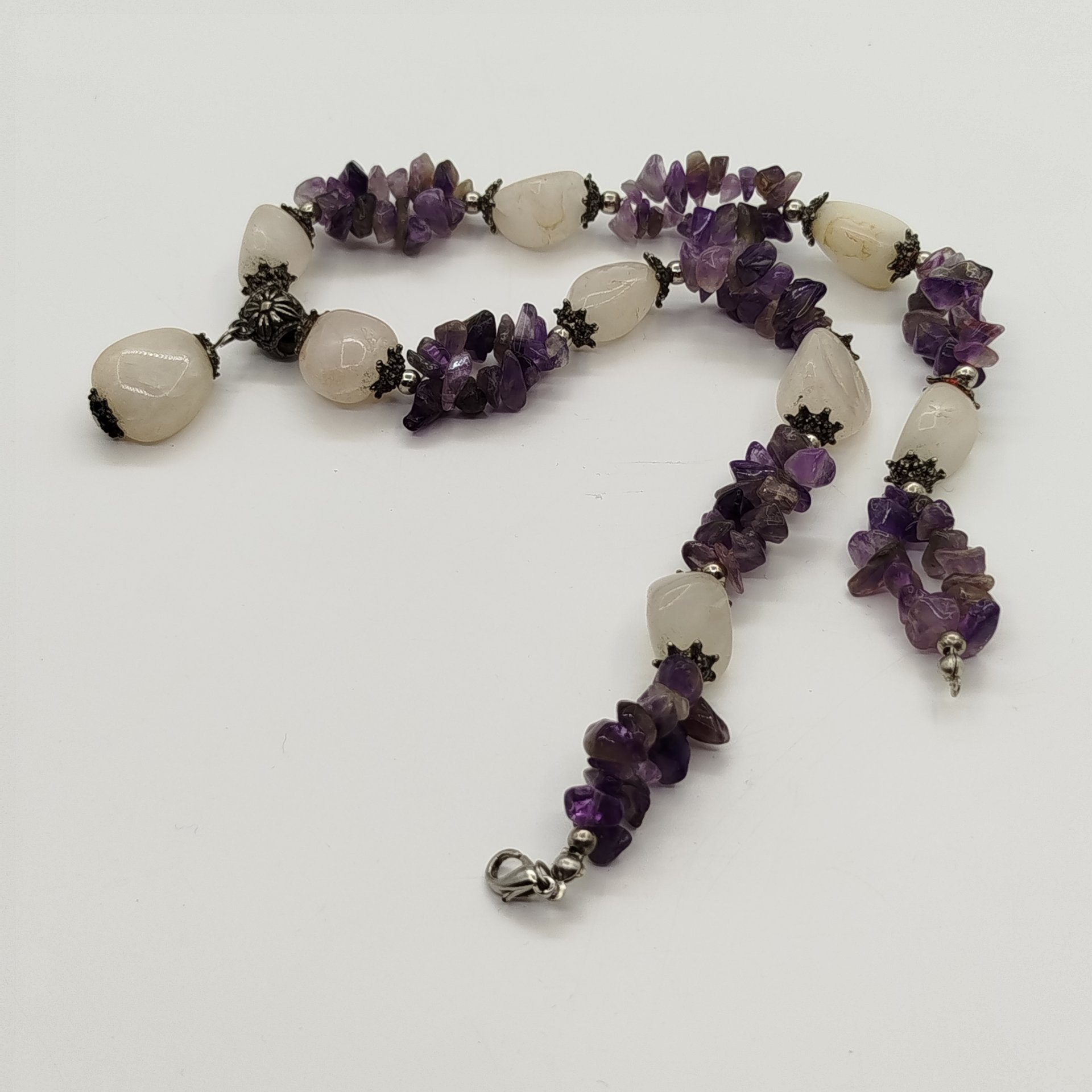 Бусы с бусинами разной формы, натуральный камень, аметист, металл, Российская Федерация, 1990-2015 гг.