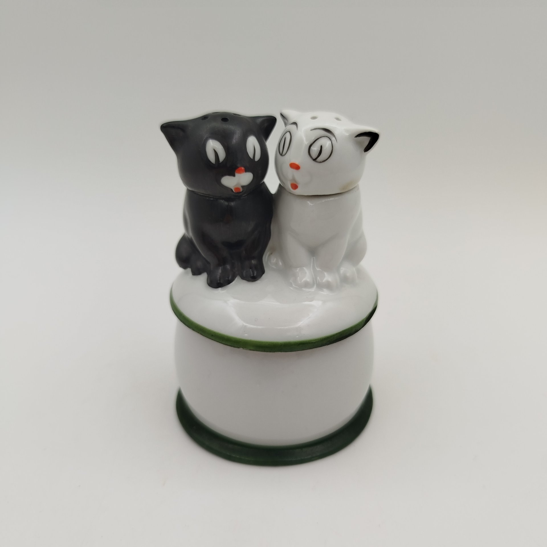Набор для специй "Коты", фарфор, роспись, Западная Европа, 1960-1990 гг.