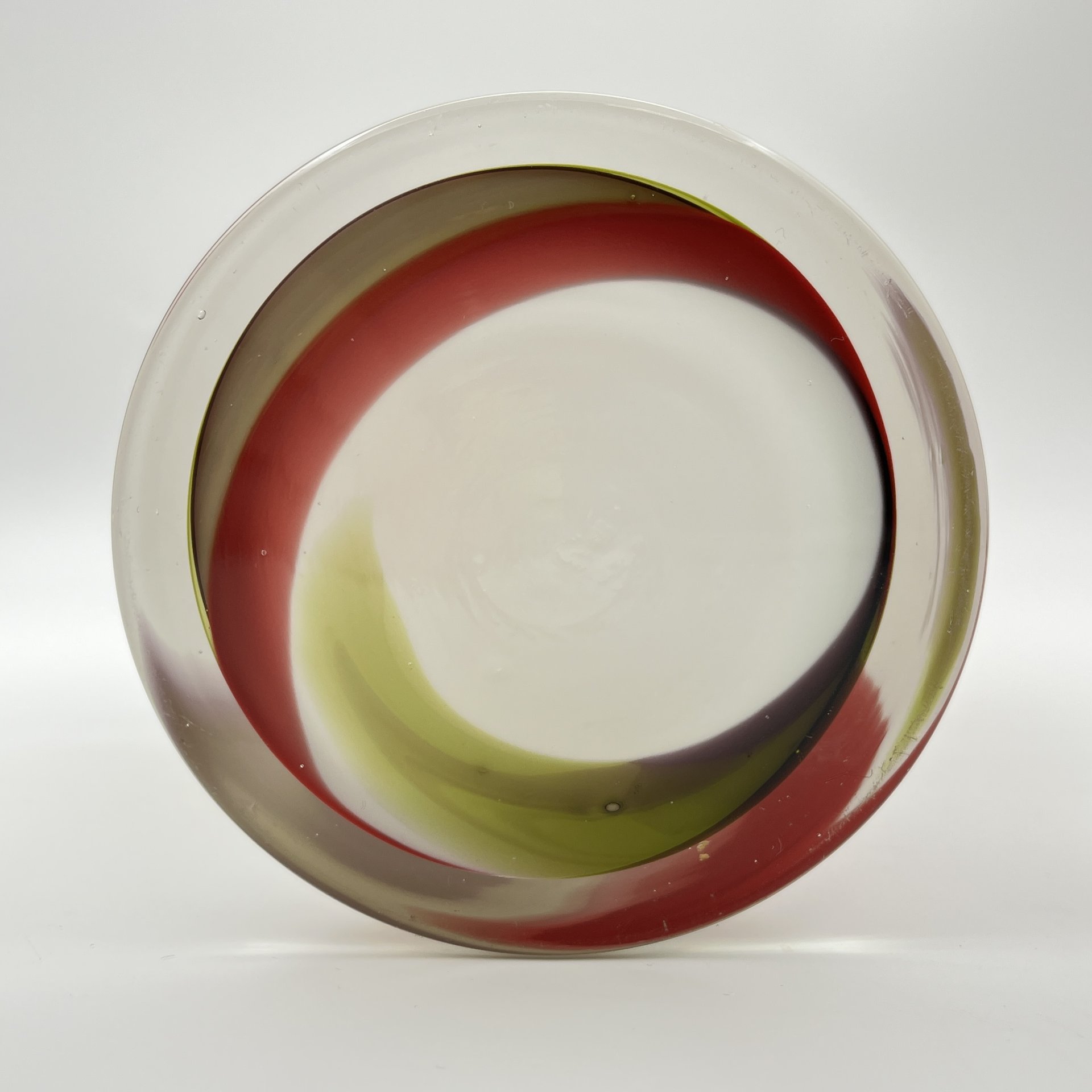 Ваза "Татьянка" в разноцветной гамме, автор Б.А. Смирнов, стекло, молочное стекло, Ленинградский завод художественного стекла (ЛЗХС), СССР, 1960-1980 гг.