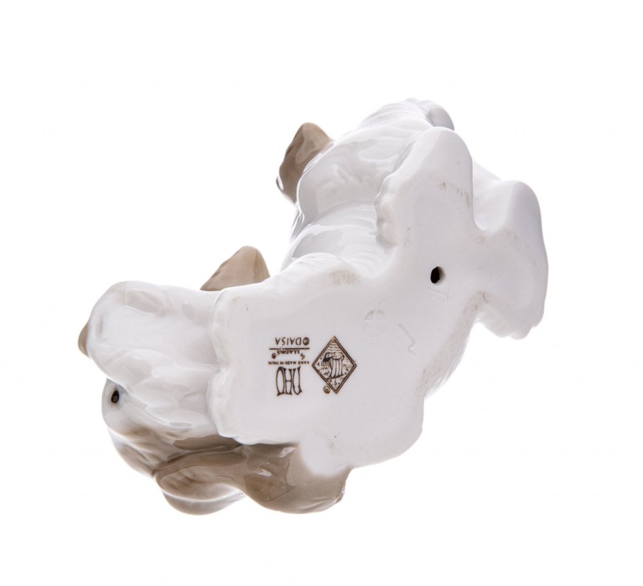 Статуэтка "Щенок", фарфор, роспись, мануфактура "NAO porcelain", Испания, 1980-2000 гг., NAO Porcelain