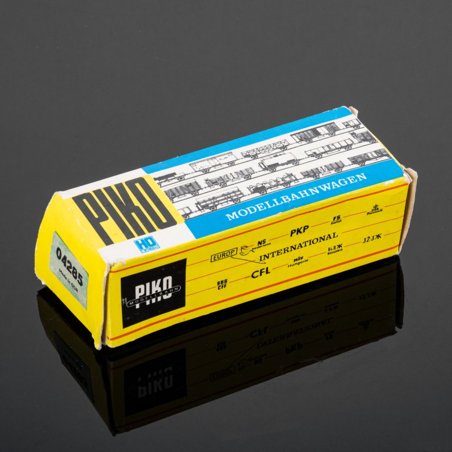 Модель железнодорожного вагона "Мартини" (1:87), Piko