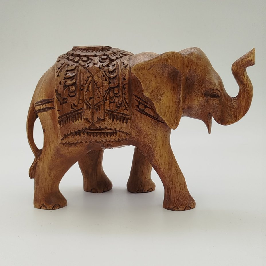 Статуэтка "Слон в попоне"