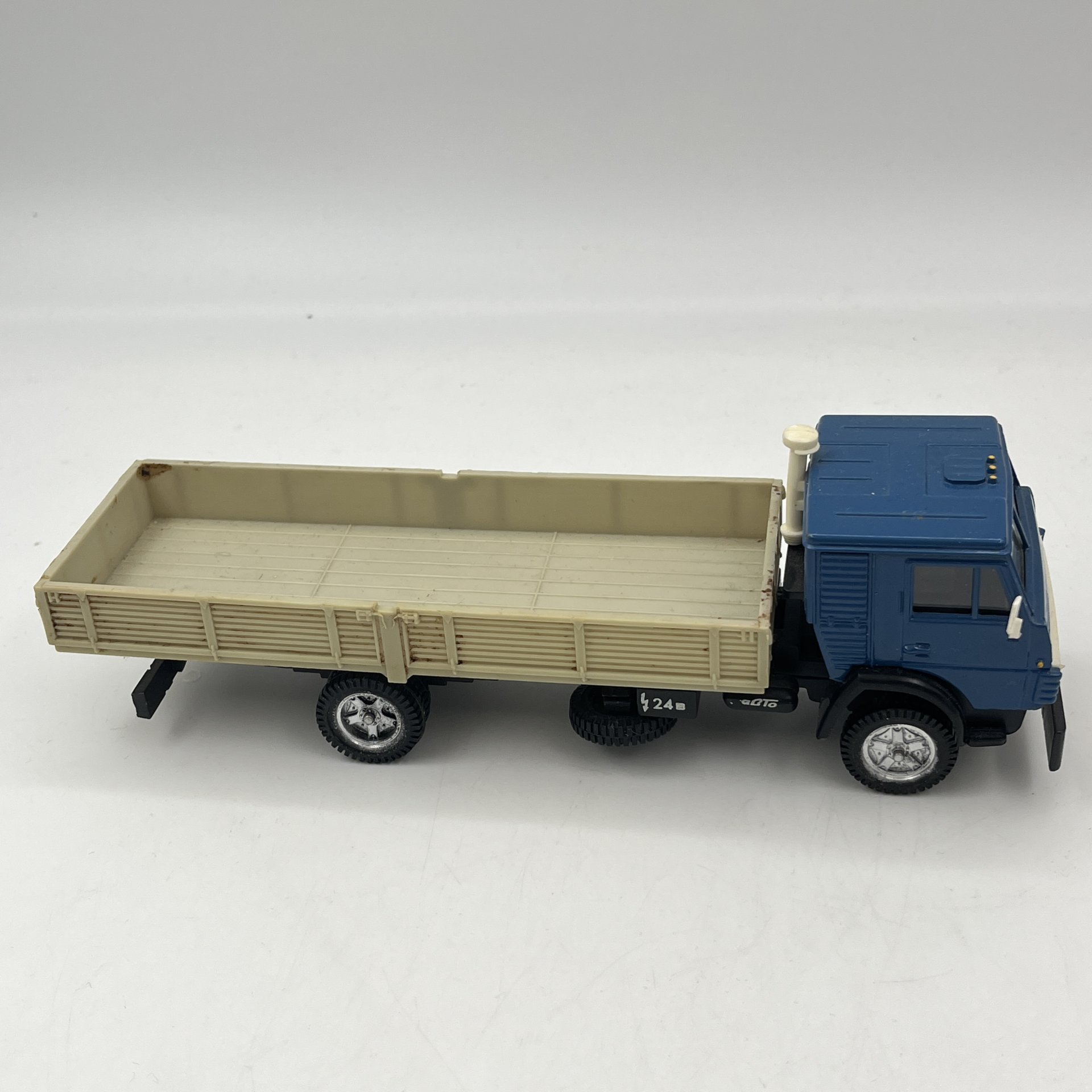 Модель автомобиля "КАМАЗ-5225", металл, пластмасса, СССР, 1980-1990 гг.