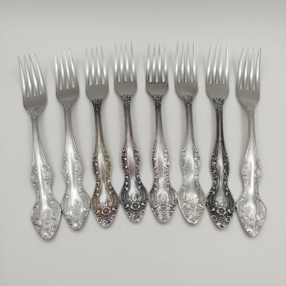 Набор из восьми вилок с растительным декором, металл, Павловский завод художественных металлоизделий им. С.М. Кирова, СССР, 1960-1990 гг., Павловский завод художественных металлоизделий им. С.М. Кирова