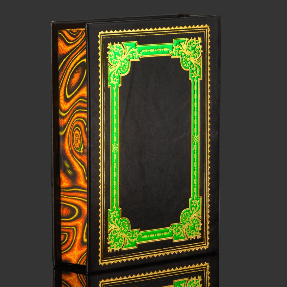 Книга в кожаном переплете "33 стратегии войны", Роберт Грин, бумага, кожаный переплет, тиснение, золочение, обрез с принтом