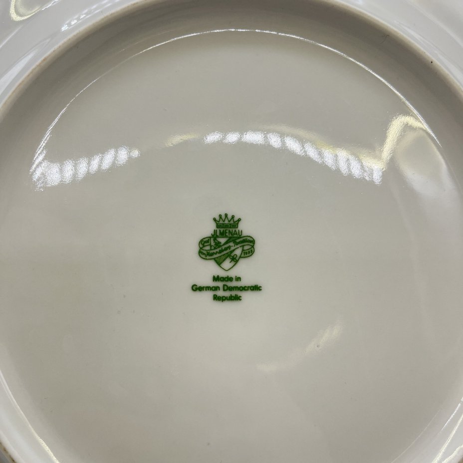Тарелка обеденная с декором "Маки", фарфор, деколь, золочение, Graf Von Henneberg Porzellan, 1777 Jlmenau, Германия, 1973-1977 гг.