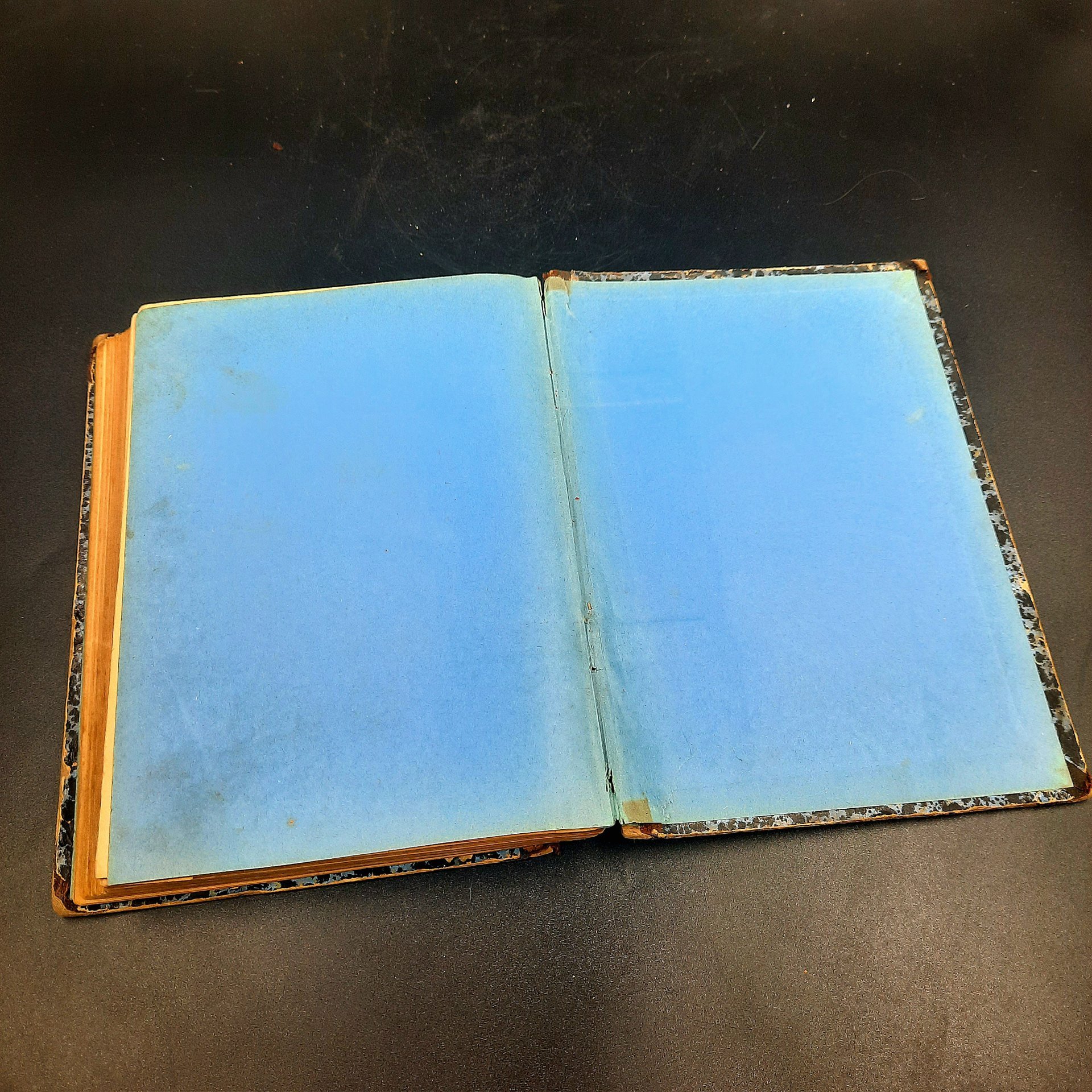 Книга "Друг хозяйки. Хозяйственные запасы, советы и домоводство", том II