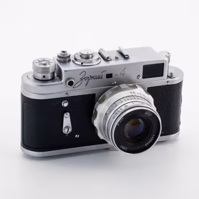 Фотоаппарат "Зоркий-4" с объективом "Индустар-26м" в оригинальном чехле, Красногорский механический завод (КМЗ)